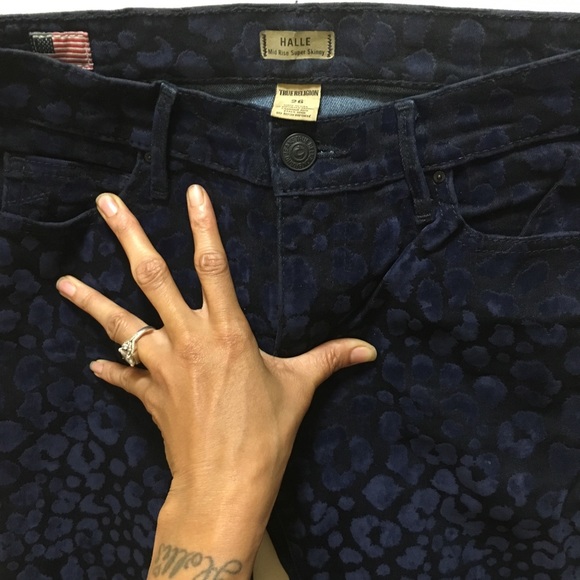 True Religion Leopard Velvet Skinny Jeans - Picture 8 of 8